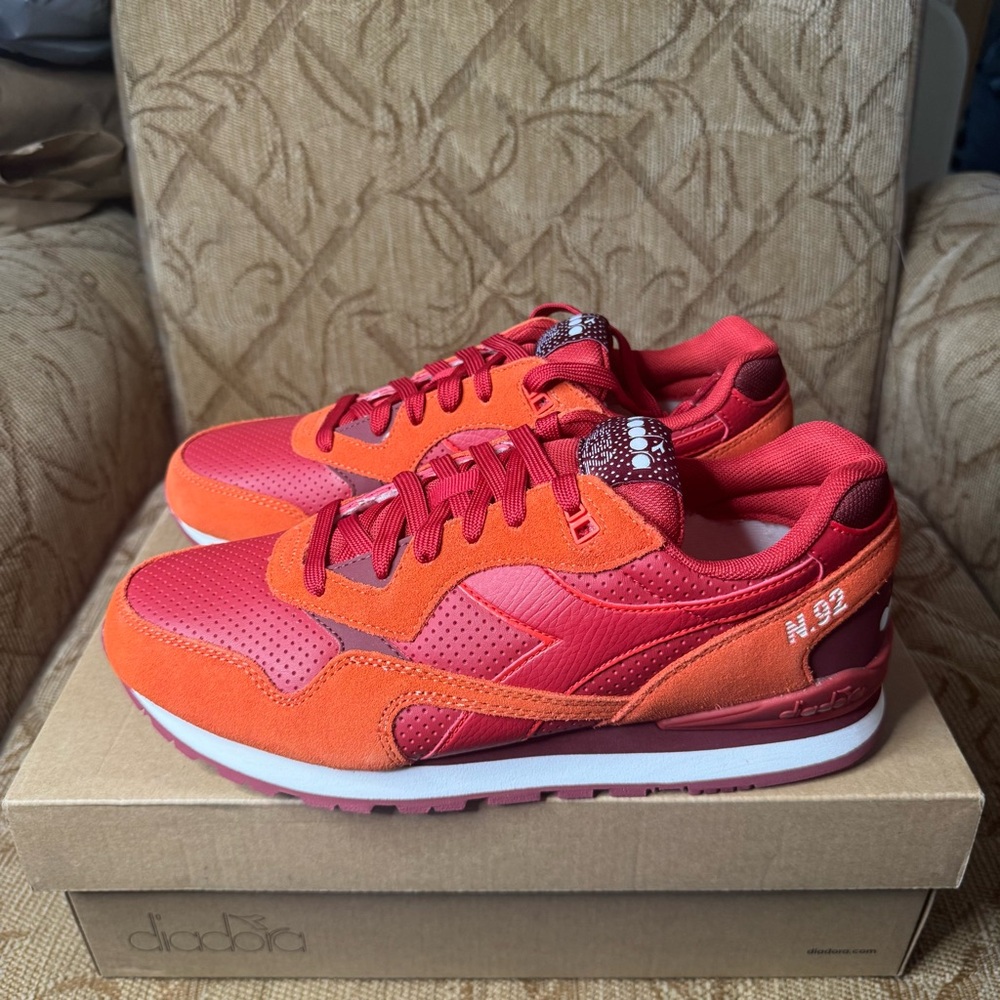 Diadora‎ N92 Cherry Red Men's 9 Women’s 10.5 Running Classic Sneaker New